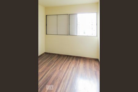 Quarto 2 de apartamento para alugar com 2 quartos, 53m² em Vila Olímpia, São Paulo