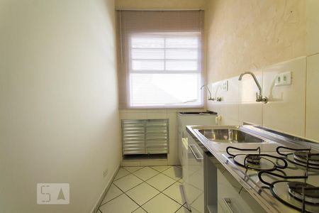 Cozinha - Lavanderia de kitnet/studio para alugar com 1 quarto, 16m² em Jardim Glória, São Paulo
