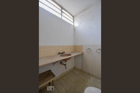 Casa à venda com 117m², 3 quartos e 1 vagaBanheiro 02