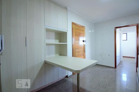 Apartamento à venda com 120m², 3 quartos e 2 vagas Apartamento à venda com 120m², 3 quartos e 2 vagasCozinha