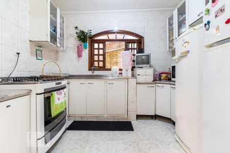 Casa para alugar com 220m², 6 quartos e 2 vagas Casa para alugar com 220m², 6 quartos e 2 vagasCozinha