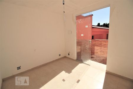 Quarto 1 de casa de condomínio para alugar com 3 quartos, 80m² em Pechincha, Rio de Janeiro