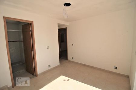 Suíte de casa de condomínio para alugar com 3 quartos, 80m² em Pechincha, Rio de Janeiro