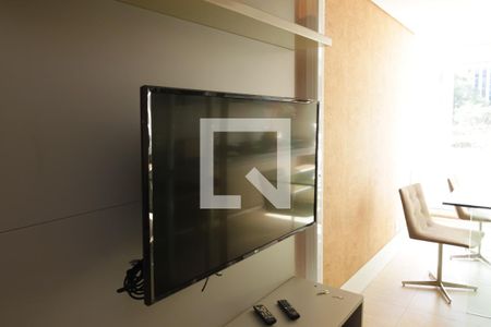 Sala de apartamento para alugar com 2 quartos, 76m² em Vila Olímpia, São Paulo