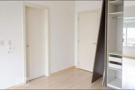 Casa de condomínio à venda com 150m², 3 quartos e 2 vagas Casa de condomínio à venda com 150m², 3 quartos e 2 vagasSuíte 1