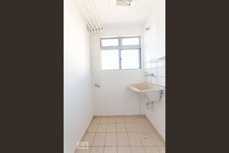 Apartamento à venda com 49m², 2 quartos e 1 vaga Apartamento à venda com 49m², 2 quartos e 1 vagaLavanderia