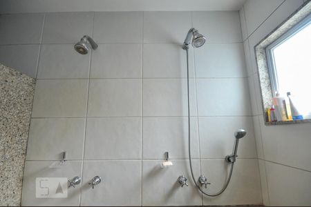 Casa de condomínio à venda com 850m², 4 quartos e 4 vagasBanheiro Suíte 1