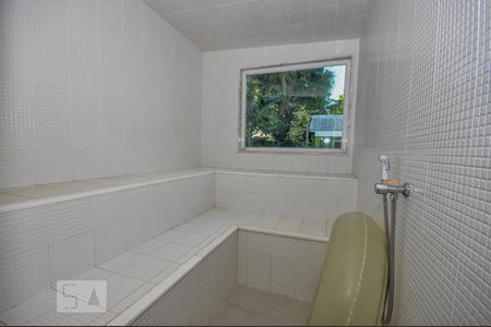 Casa de condomínio à venda com 850m², 4 quartos e 4 vagasÁrea Externa - Salão de Jogos - Sauna