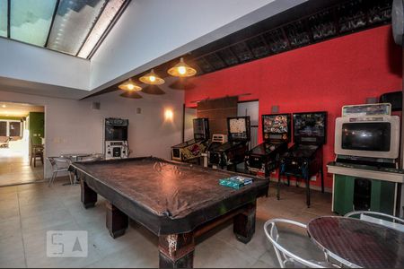 Casa de condomínio à venda com 850m², 4 quartos e 4 vagasÁrea Externa - Salão de Jogos