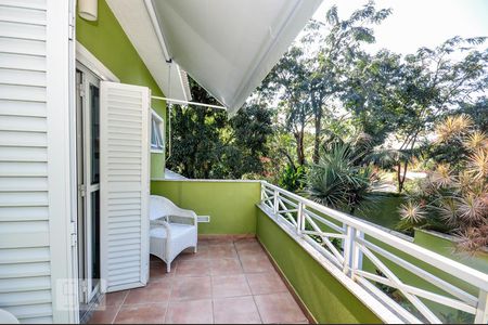 Casa de condomínio à venda com 850m², 4 quartos e 4 vagasVaranda Suíte 1