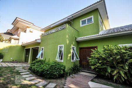 Casa de condomínio à venda com 850m², 4 quartos e 4 vagasÁrea Externa - Garagem - Fachada