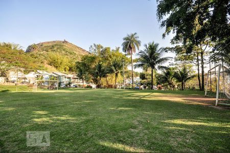 Casa de condomínio à venda com 850m², 4 quartos e 4 vagasÁrea Comum - Campo de Futebol