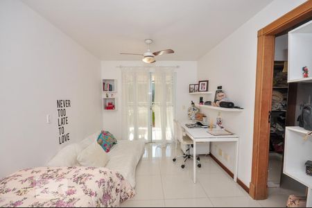 Casa de condomínio à venda com 850m², 4 quartos e 4 vagasSuíte 4