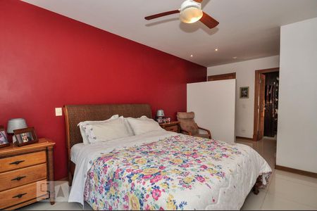 Casa de condomínio à venda com 850m², 4 quartos e 4 vagasSuíte 1