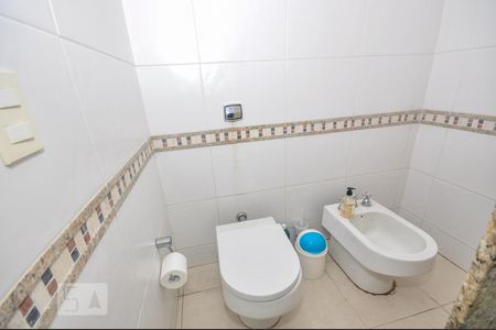 Casa de condomínio à venda com 850m², 4 quartos e 4 vagasBanheiro Suíte 1