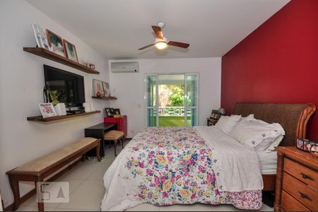 Casa de condomínio à venda com 850m², 4 quartos e 4 vagasSuíte 1