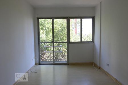 sala de apartamento à venda com 3 quartos, 70m² em Jardim Londrina, São Paulo