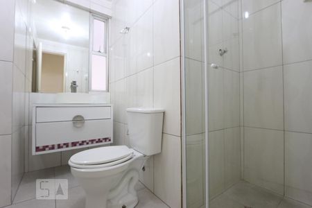 banheiro de apartamento à venda com 3 quartos, 70m² em Jardim Londrina, São Paulo