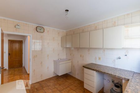Apartamento para alugar com 250m², 3 quartos e 2 vagasCozinha