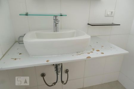 Apartamento à venda com 166m², 2 quartos e 1 vaga Apartamento à venda com 166m², 2 quartos e 1 vagaBanheiro 1