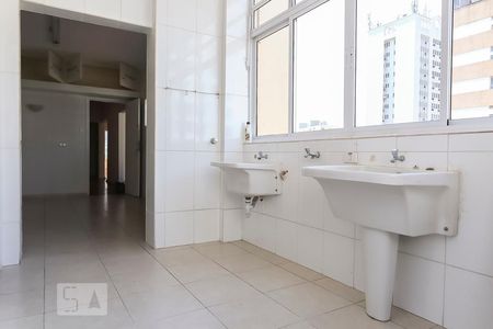 Apartamento à venda com 166m², 2 quartos e 1 vaga Apartamento à venda com 166m², 2 quartos e 1 vagaÁrea de serviço