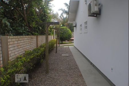 Casa para alugar com 150m², 3 quartos e 3 vagasCorredor Externo