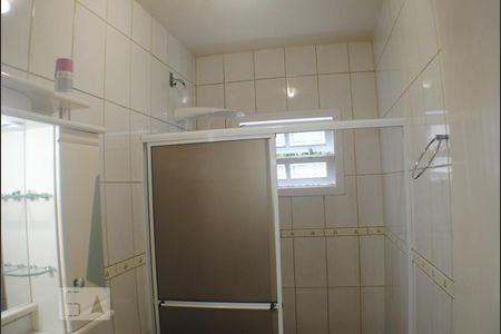 Casa para alugar com 150m², 3 quartos e 3 vagasBanheiro Social