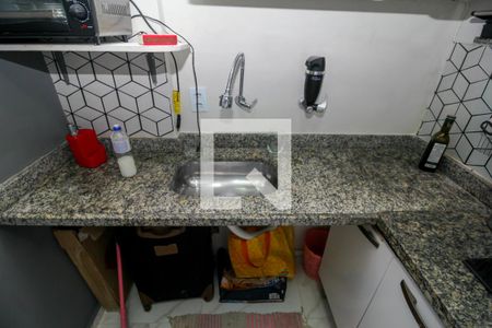 Studio à venda com 32m², 1 quarto e sem vaga Studio à venda com 32m², 1 quarto e sem vagaCozinha - Armários