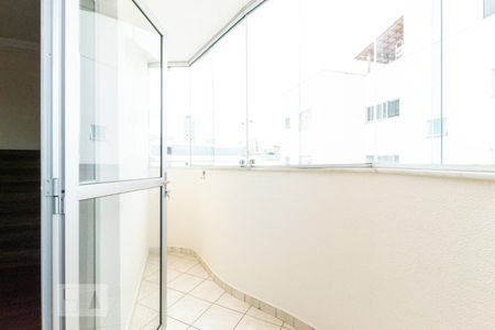 Apartamento para alugar com 4 quartos, 105m² em Ipiranga, Belo Horizonte