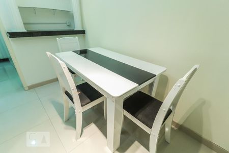 Sala de apartamento à venda com 1 quarto, 40m² em Freguesia (jacarepaguá), Rio de Janeiro