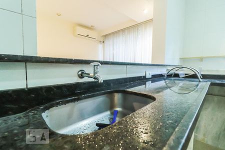 Apartamento à venda com 40m², 1 quarto e 1 vaga Apartamento à venda com 40m², 1 quarto e 1 vagaCozinha