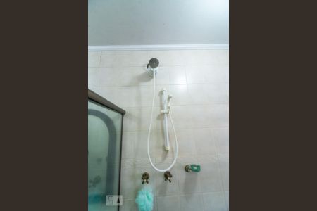 Casa à venda com 220m², 3 quartos e 2 vagas Casa à venda com 220m², 3 quartos e 2 vagasBanheiro