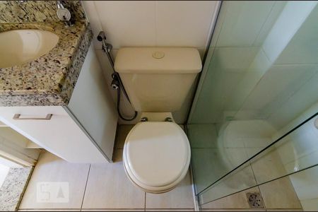 Apartamento à venda com 80m², 3 quartos e 1 vaga Apartamento à venda com 80m², 3 quartos e 1 vagaBanheiro