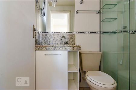 Apartamento à venda com 80m², 3 quartos e 1 vaga Apartamento à venda com 80m², 3 quartos e 1 vagaBanheiro da Suíte