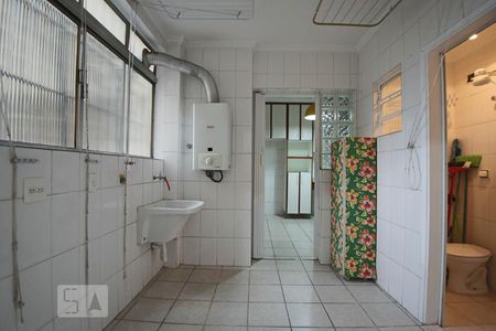 Apartamento à venda com 145m², 3 quartos e 1 vagaÁrea de Serviço