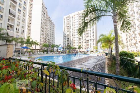 Apartamento à venda com 100m², 3 quartos e 1 vaga Apartamento à venda com 100m², 3 quartos e 1 vagaPiscina