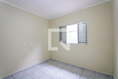 Quarto 2 de casa para alugar com 2 quartos, 80m² em Vila Eldízia, Santo André
