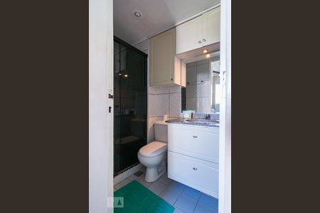 Apartamento à venda com 65m², 3 quartos e 1 vaga Apartamento à venda com 65m², 3 quartos e 1 vagaBanheiro da Suíte