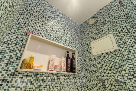 Apartamento à venda com 168m², 3 quartos e 2 vagas Apartamento à venda com 168m², 3 quartos e 2 vagasBanheiro Quarto 3 - Suíte