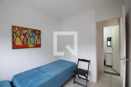 Quarto 1 de apartamento para alugar com 2 quartos, 46m² em Taquara, Rio de Janeiro