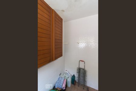 Casa à venda com 80m², 3 quartos e 2 vagas Casa à venda com 80m², 3 quartos e 2 vagasQuarto de serviço