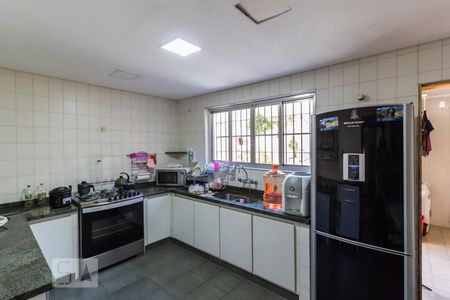 Casa à venda com 80m², 3 quartos e 2 vagas Casa à venda com 80m², 3 quartos e 2 vagasCozinha