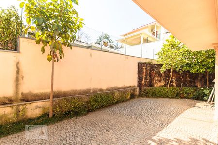 Casa de condomínio à venda com 400m², 4 quartos e 3 vagasÁrea Externa