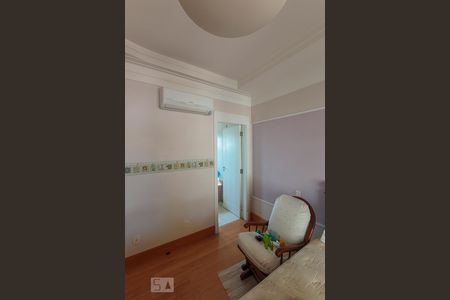 Casa de condomínio à venda com 400m², 4 quartos e 3 vagasQuarto 4