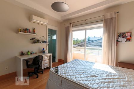 Casa de condomínio à venda com 400m², 4 quartos e 3 vagasQuarto 2