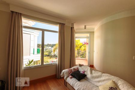 Casa de condomínio à venda com 400m², 4 quartos e 3 vagasSala 2