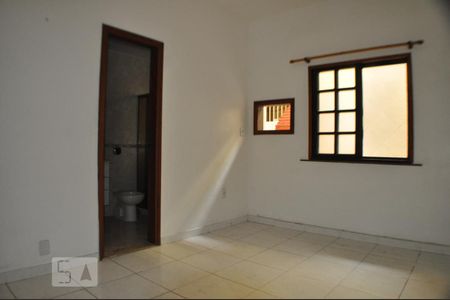 Casa de condomínio à venda com 220m², 4 quartos e sem vagaQuarto 1