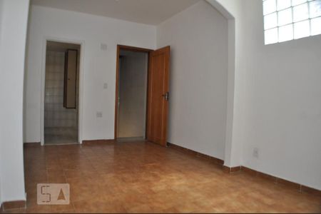 Casa de condomínio à venda com 220m², 4 quartos e sem vagaQuarto Quarto