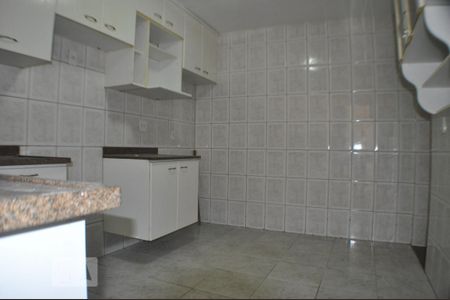 Casa de condomínio à venda com 220m², 4 quartos e sem vagaCozinha - Armários