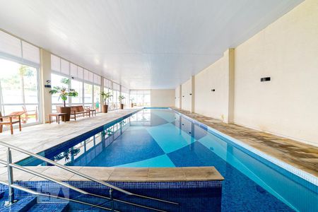 Apartamento à venda com 82m², 2 quartos e 1 vagaÁrea Comum - Piscina